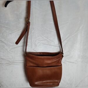 Vintage 1990’s Coach Legacy Bucket Bag in British Tan
